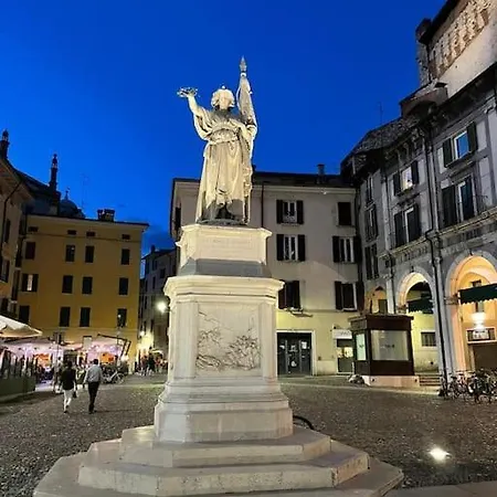 A View On Brescia's Rooftops Апартаменты Брешия