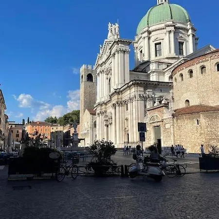 A View On Brescia's Rooftops 布雷西亚