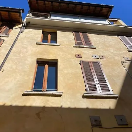 公寓 A View On Brescia's Rooftops 布雷西亚